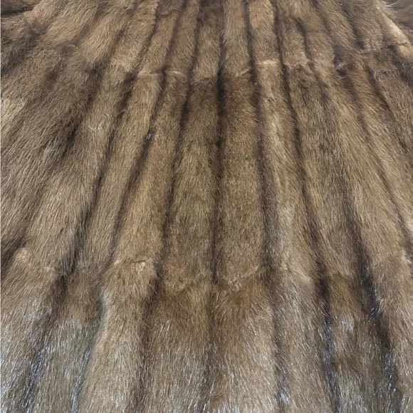 Luxurious Mink Long Coat…..Vintage - Picture 14 of 14